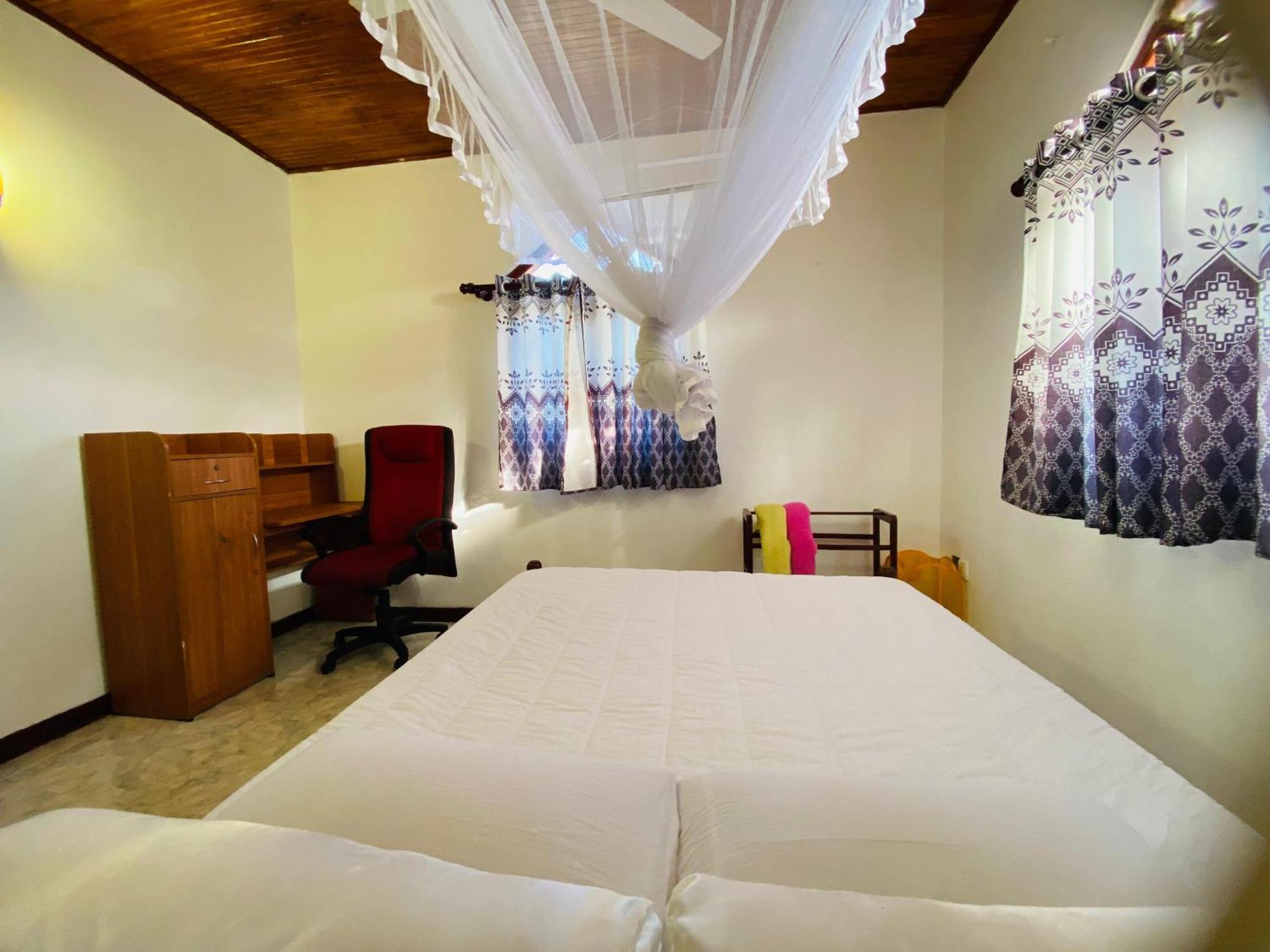 AlsonVilla Tourist Guest House Hikkaduwa Extérieur photo