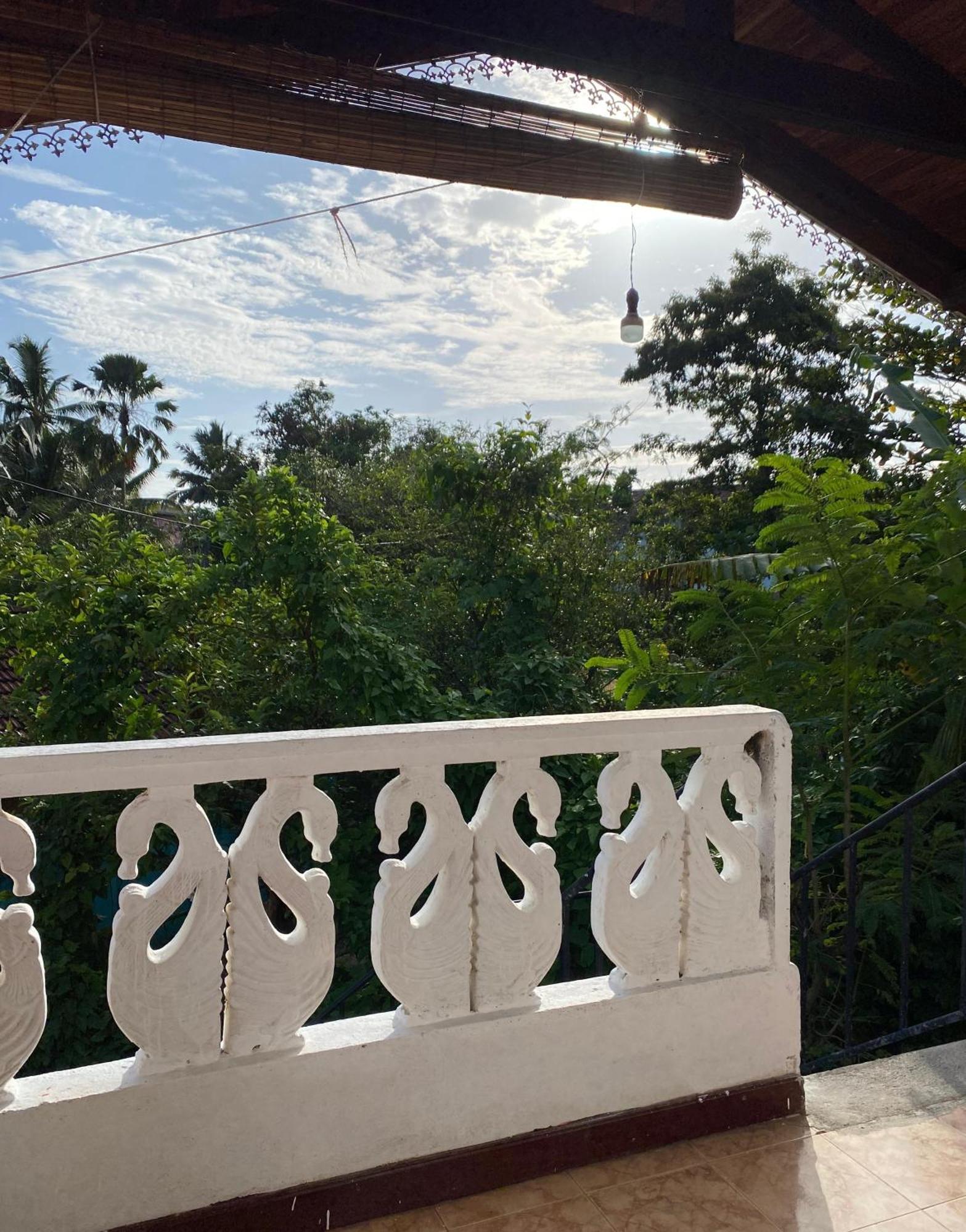 AlsonVilla Tourist Guest House Hikkaduwa Extérieur photo