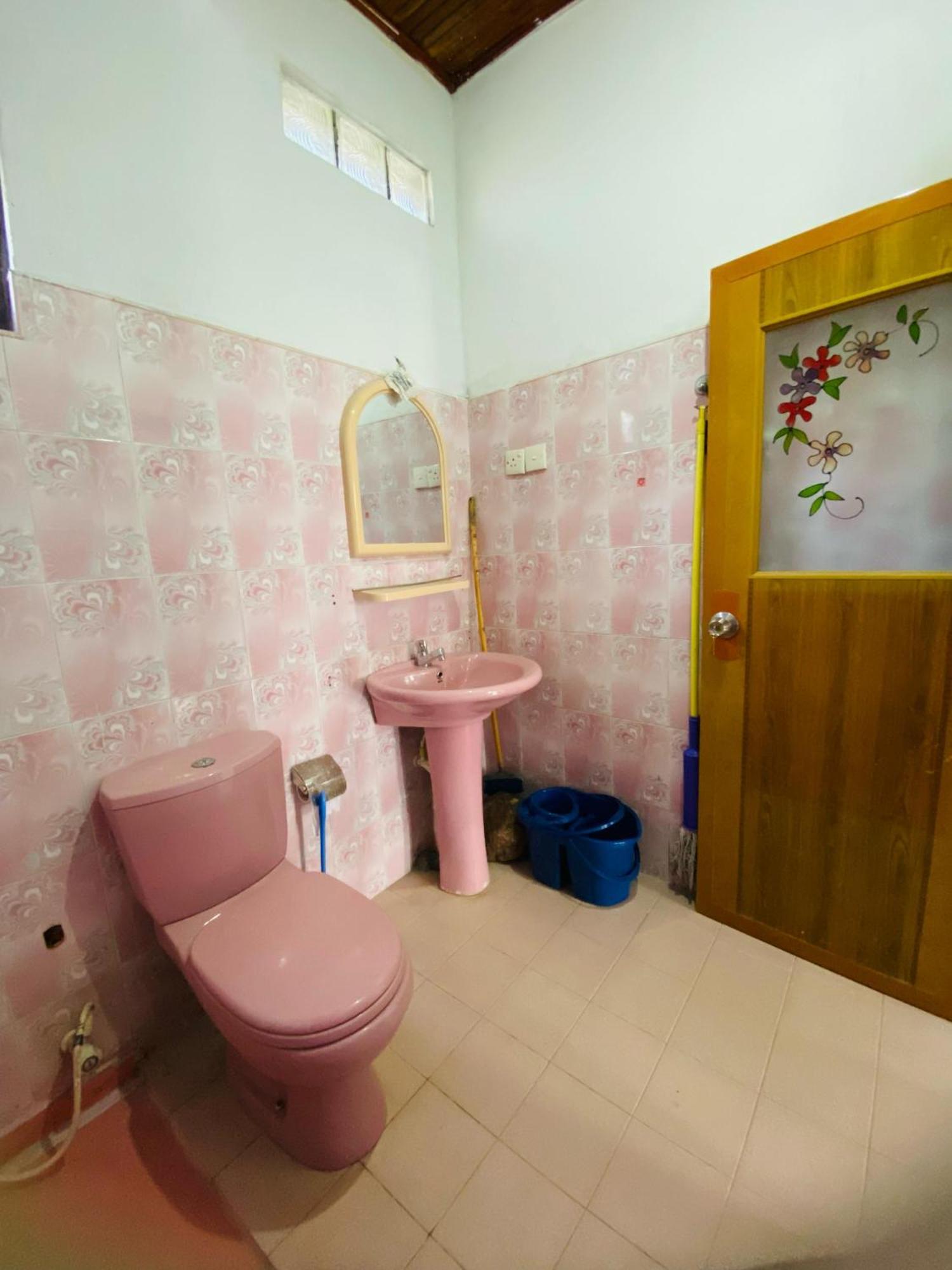 AlsonVilla Tourist Guest House Hikkaduwa Extérieur photo